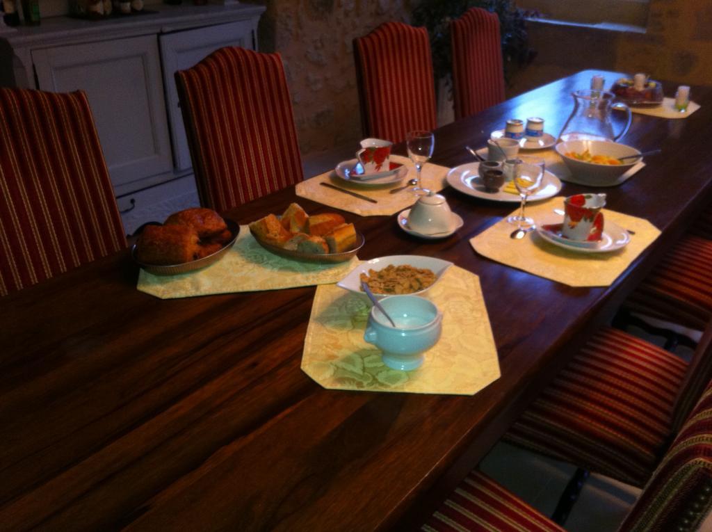 Bed and Breakfast La Petite Ecole Marciac Exterior foto